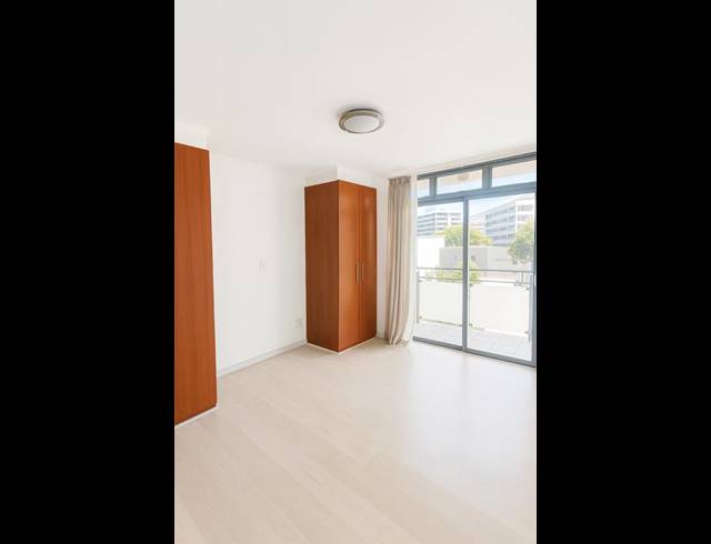 3 BEDROOM PROPERTY TO RENT IN CLAREMONT